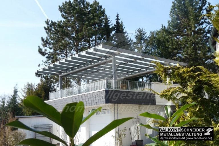 Terrassenüberdachung in Rheingau mit UV-filternder Glaseindeckung
